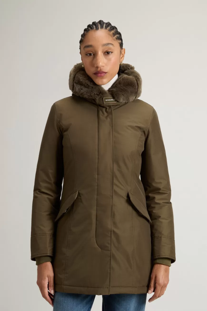 Beaker Parka mit Kunstpelz aus Ramar Cloth>Woolrich Cheap