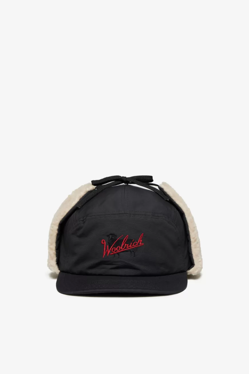 Beanie aus Baumwolle und CORDURA-Nylon mit Ohrenschützern>Woolrich Shop