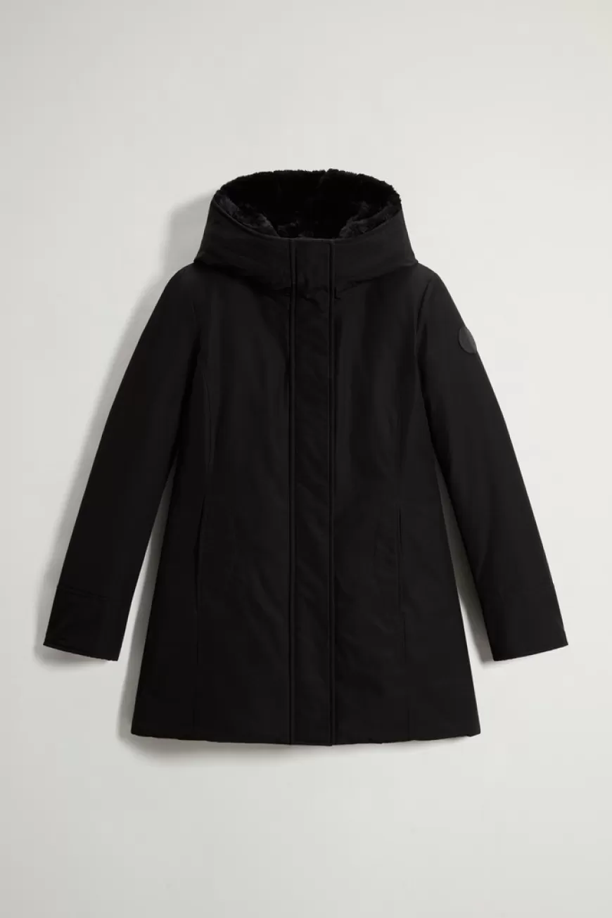 Boulder Parka mit Kapuze und abnehmbarem Pelzimitat-Besatz aus Ramar Cloth>Woolrich Fashion