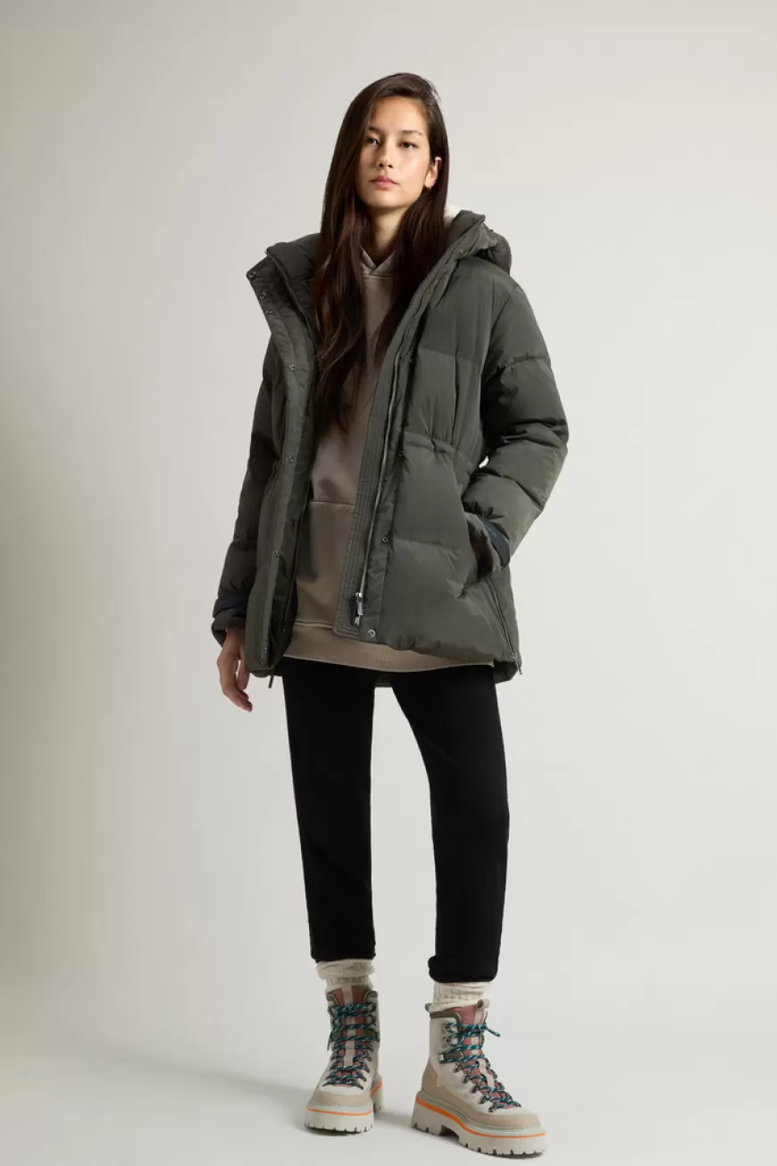 Daunenjacke Alsea aus Stretchnylon mit abnehmbarer Kapuze>Woolrich Outlet