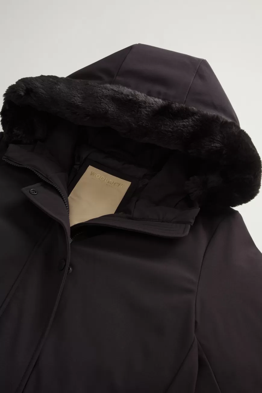 Firth Parka aus Tech Softshell mit abnehmbarem Kragen aus Pelzimitat>Woolrich Sale