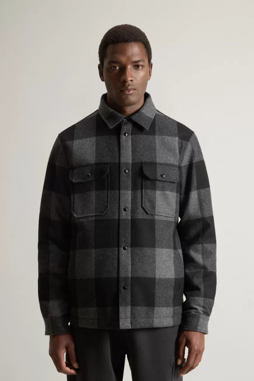 Kariertes, wattiertes Alaskan Overshirt aus italienischer Wollmischung>Woolrich Best Sale