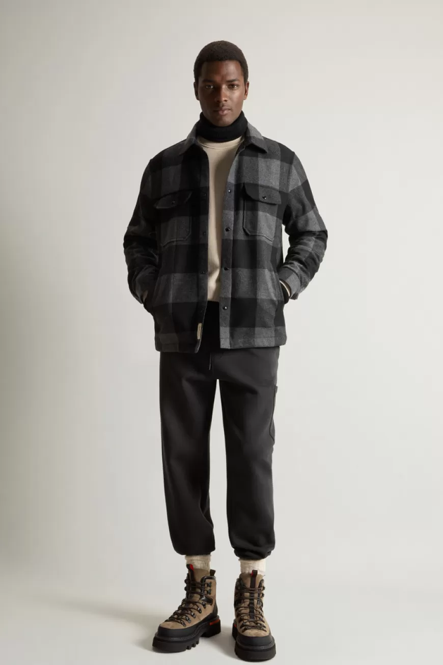 Kariertes, wattiertes Alaskan Overshirt aus italienischer Wollmischung>Woolrich Best Sale