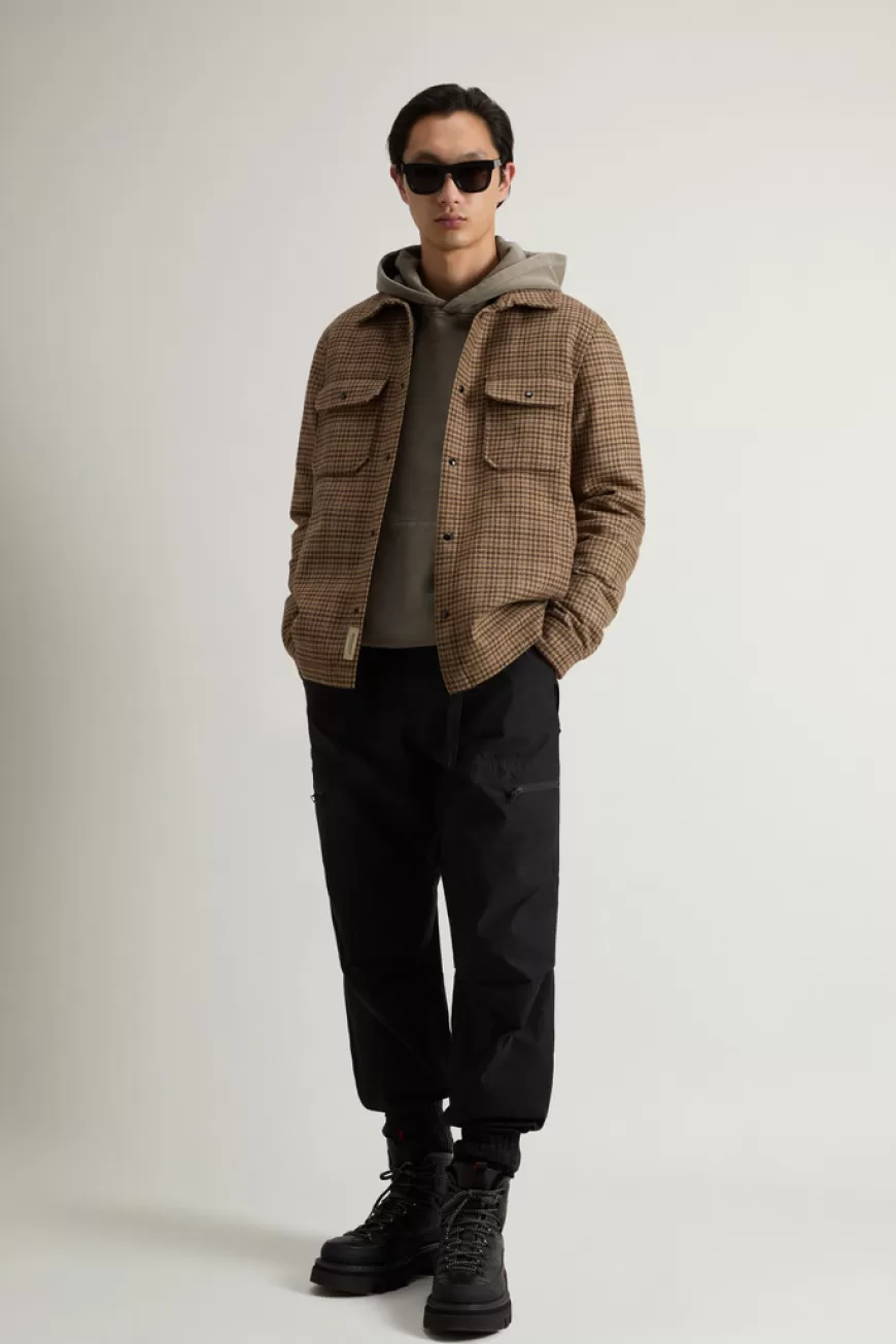 Kariertes, wattiertes Alaskan Overshirt aus italienischer Wollmischung>Woolrich Clearance