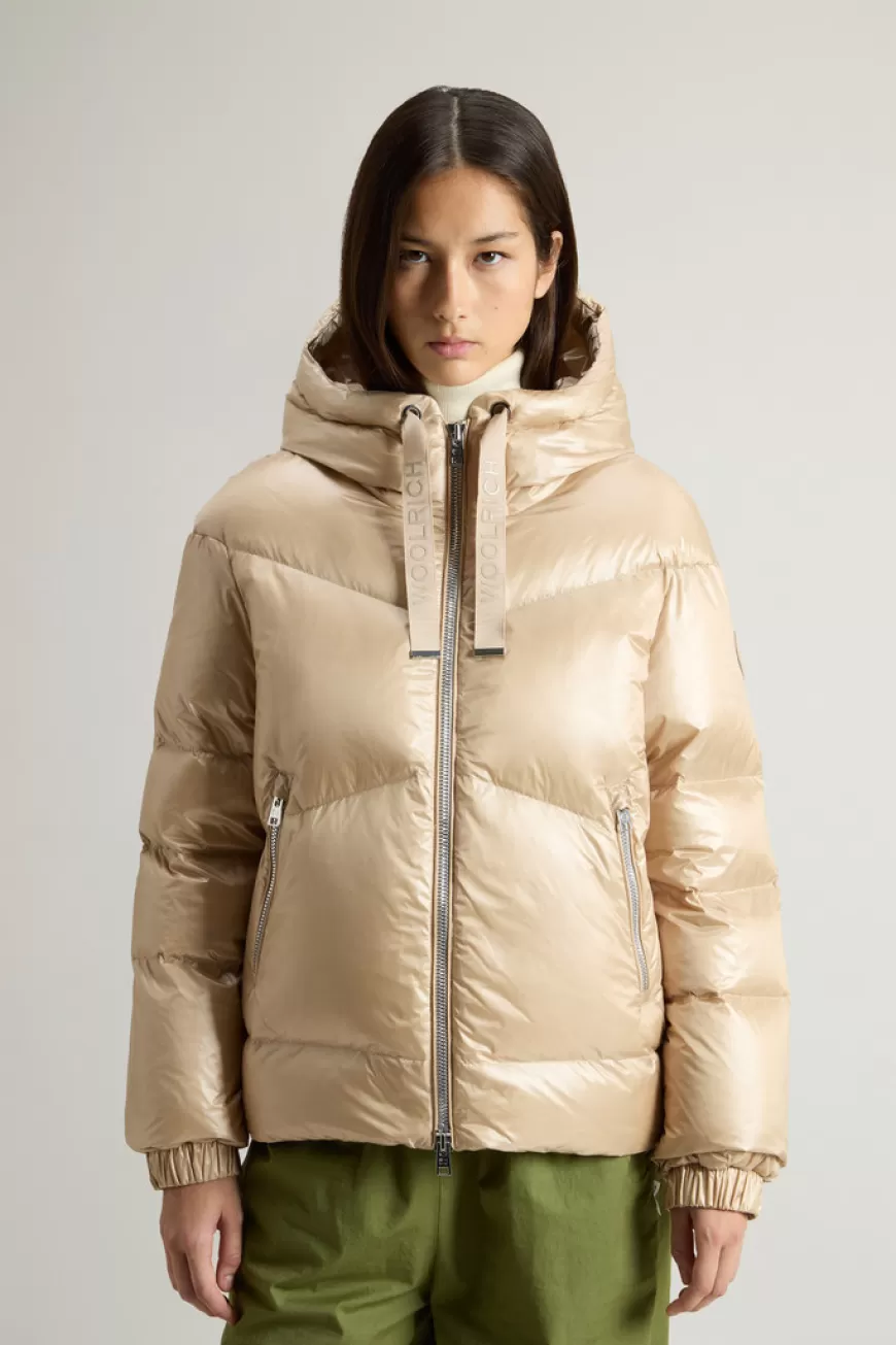 Kurze Aliquippa Daunenjacke aus glänzendem Nylon>Woolrich Cheap