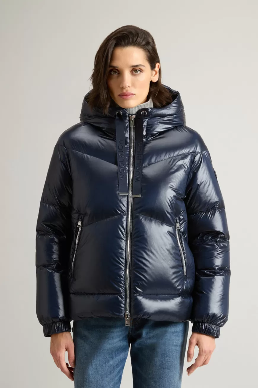 Kurze Aliquippa Daunenjacke aus glänzendem Nylon>Woolrich Flash Sale