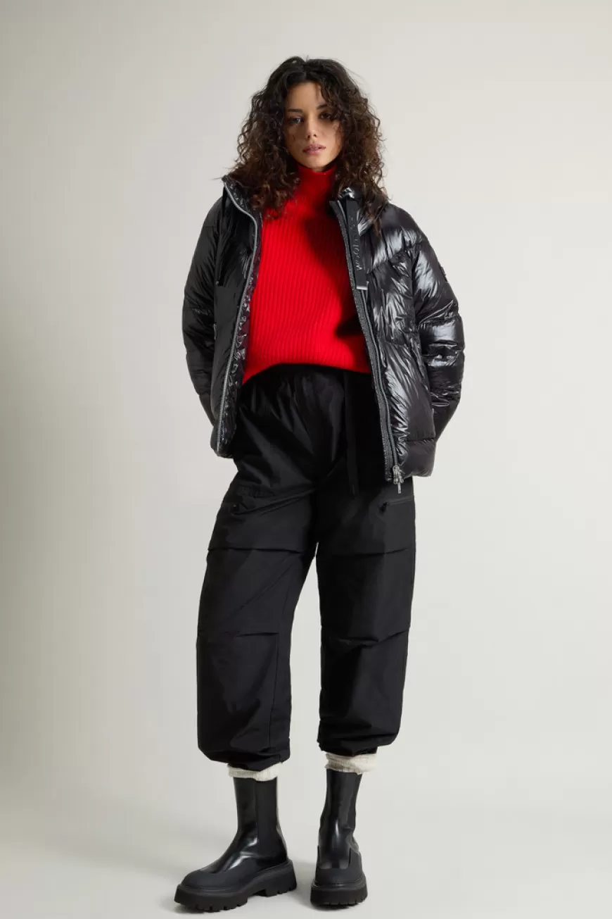 Kurze Aliquippa Daunenjacke aus glänzendem Nylon>Woolrich Discount