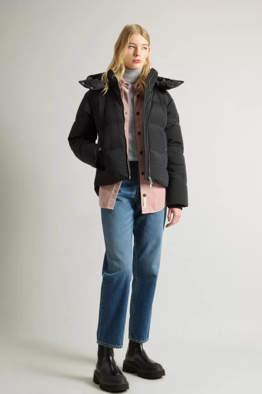 Kurze Alsea Daunenjacke aus Stretch-Nylon mit abnehmbarer Kapuze>Woolrich Discount