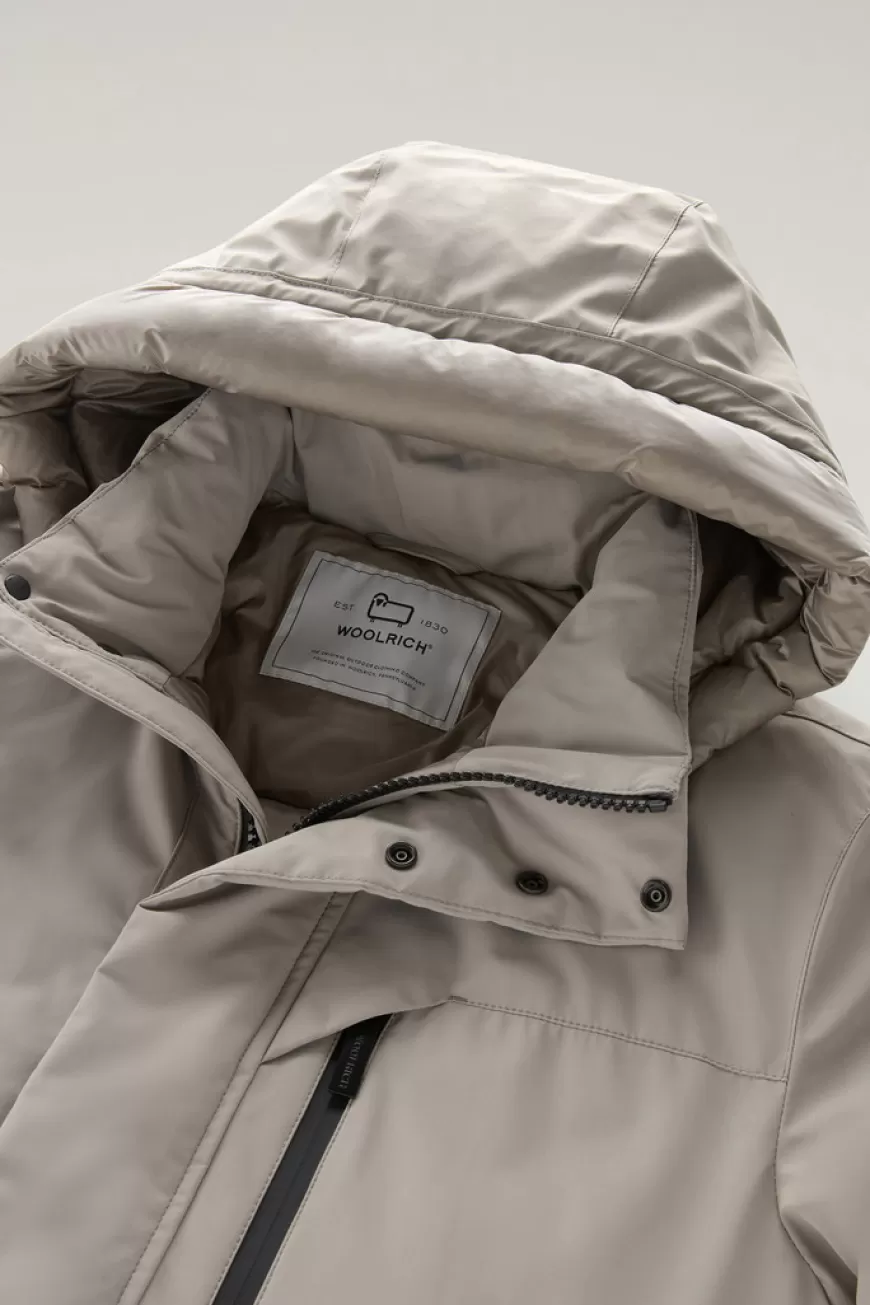 Mountain Parka aus Stretch-Nylon>Woolrich Flash Sale
