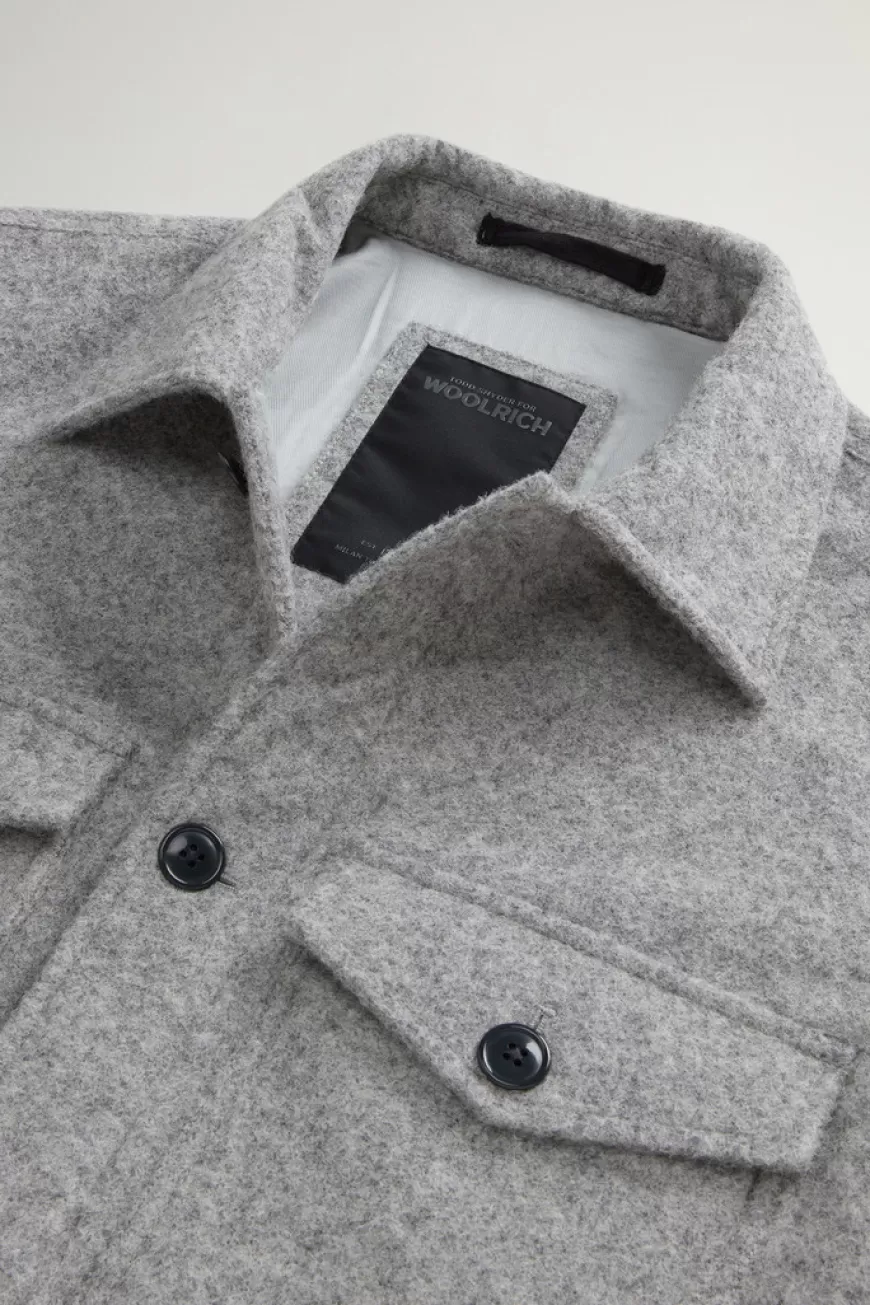 Overshirt aus einer italienischen Wollmischung mit reflektierendem Überzug by Todd Snyder>Woolrich Outlet