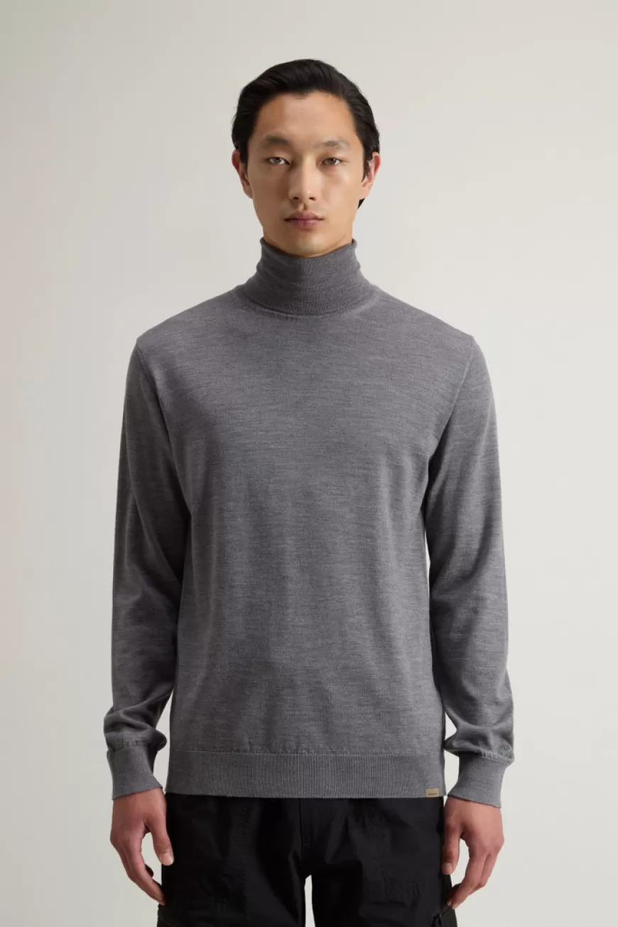 Rollkragen-Pullover aus reiner Merino-Schurwolle>Woolrich Shop