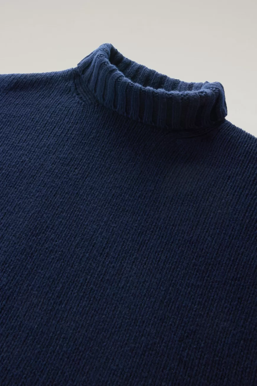 Rollkragenpullover aus reiner Schurwolle>Woolrich Fashion