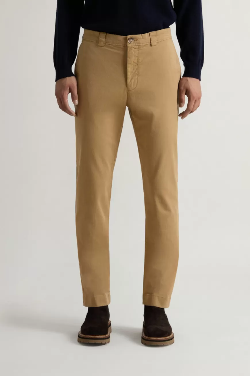 Stückgefärbte Chinohose aus Stretch-Baumwolltwill>Woolrich Flash Sale