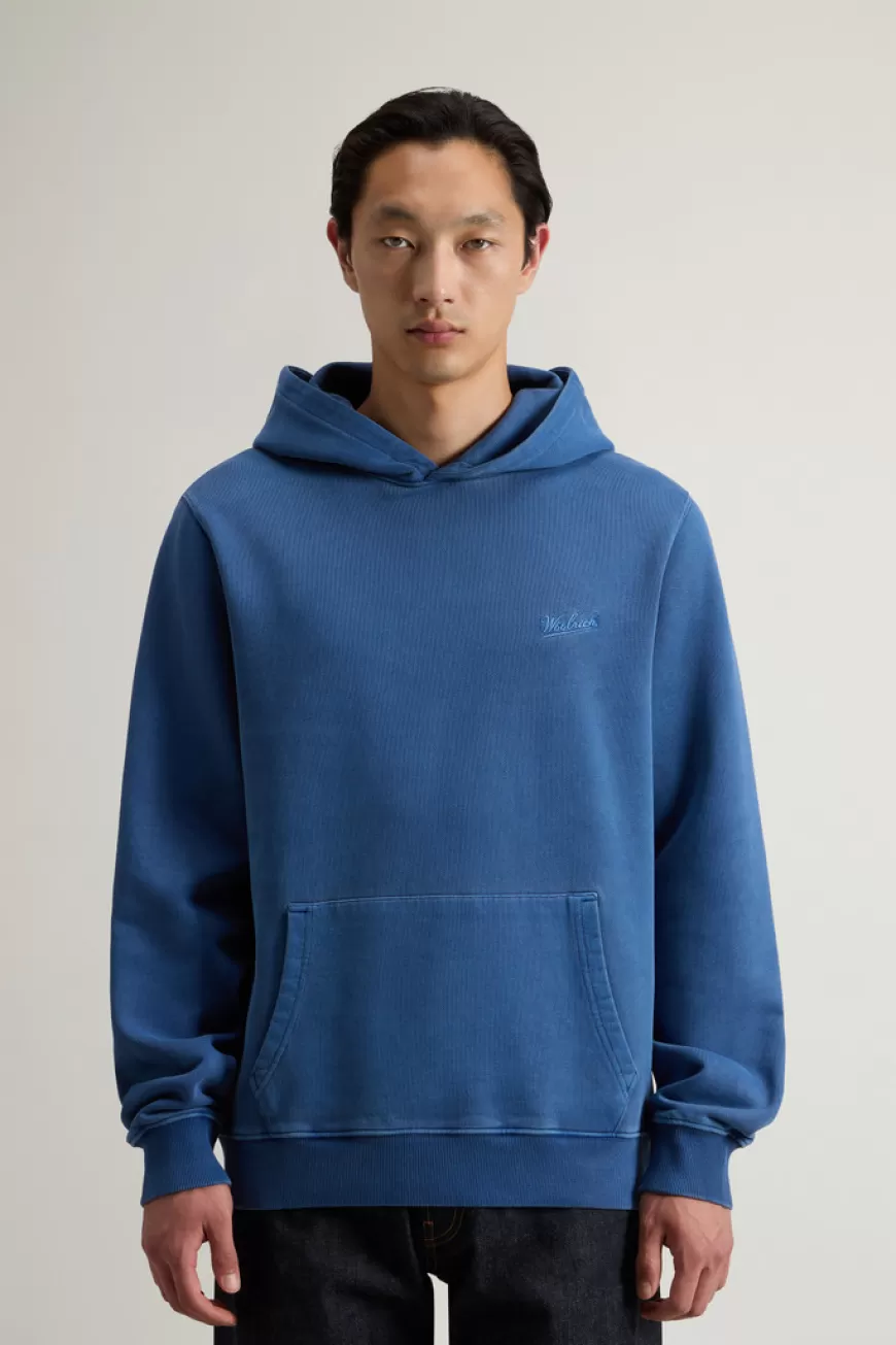 Stückgefärbter Kapuzenpullover aus reiner Baumwolle mit aufgesticktem Logo>Woolrich Flash Sale