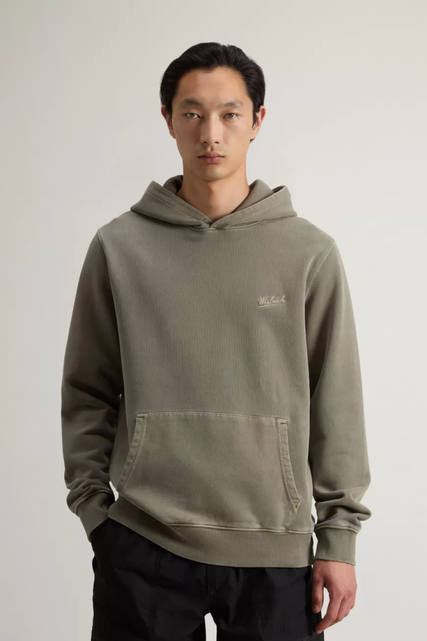 Stückgefärbter Kapuzenpullover aus reiner Baumwolle mit aufgesticktem Logo>Woolrich Outlet