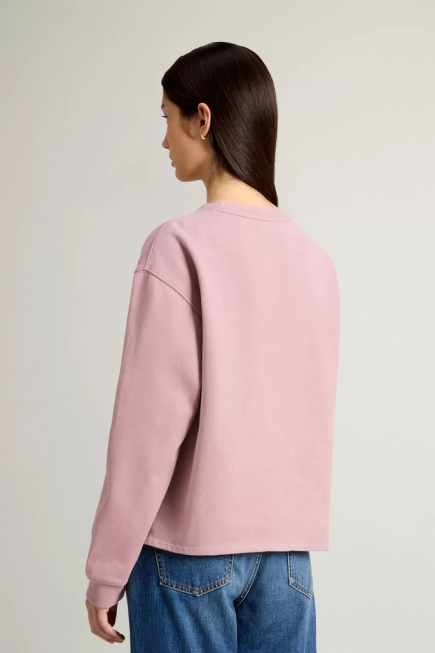 Sweatshirt mit Rundhalsausschnitt aus reiner Baumwolle mit aufgesticktem Schriftzug auf der Brust>Woolrich Store